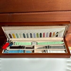 NIB Swiss Quartz Watch Foss Jewelers 5 Interchangeable Straps